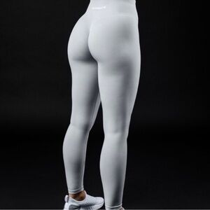 RARE OG Alphalete Amplify Silver Sky Leggings Size Medium